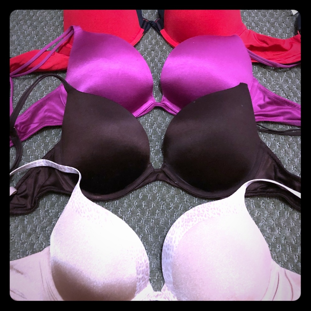 Lot of 5 very sexy Victoria’s Secret bras 34c